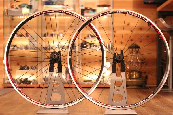 Campagnolo カンパニョーロ Khamsin カムシン 走行少 送料込み 送料0円